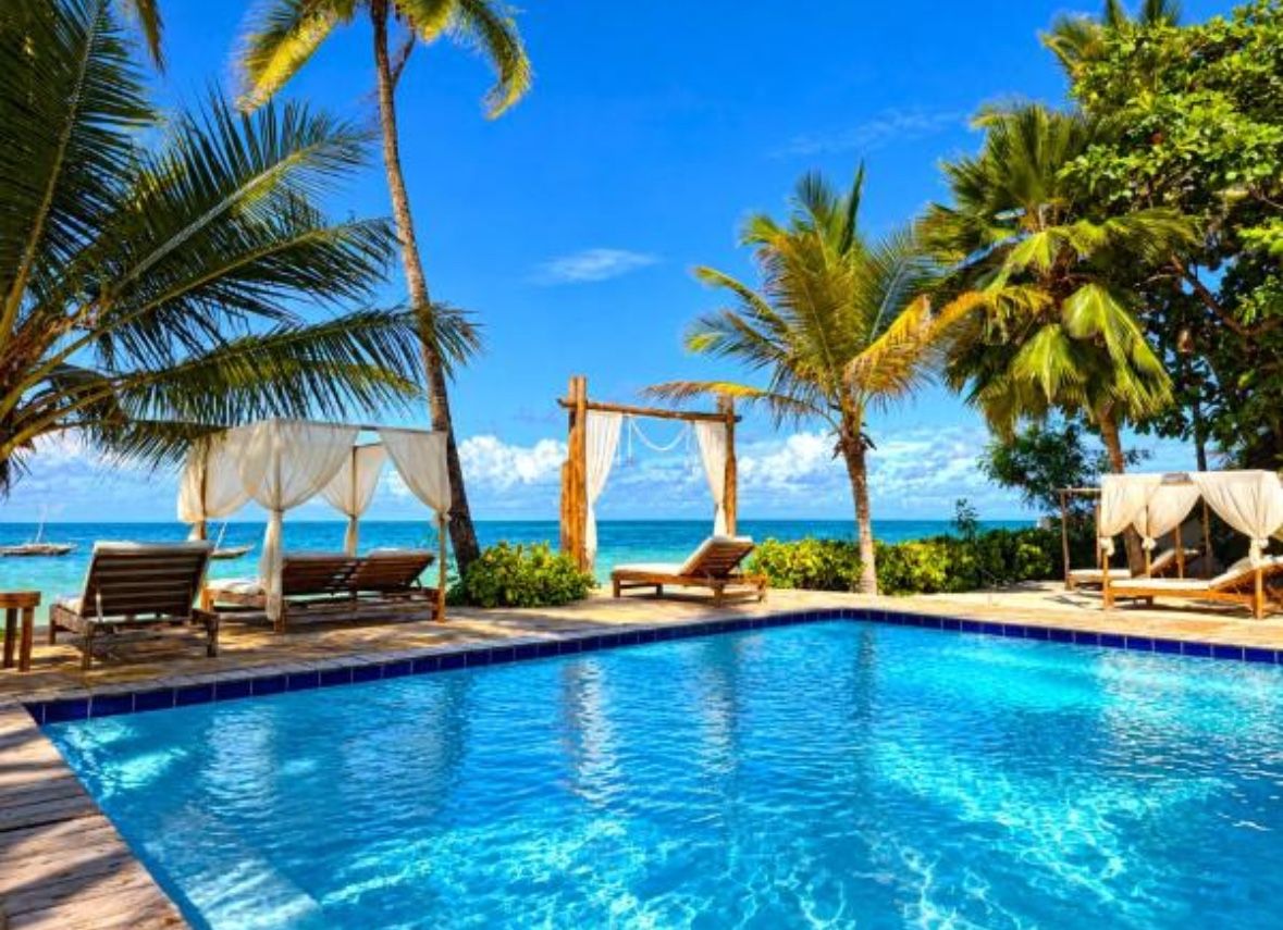 HA Boutique pool overlooking Jambiani beach