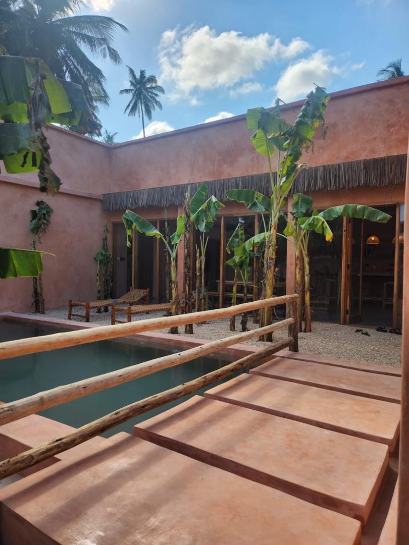 Jambiani 4-bedroom pool villa photo 6