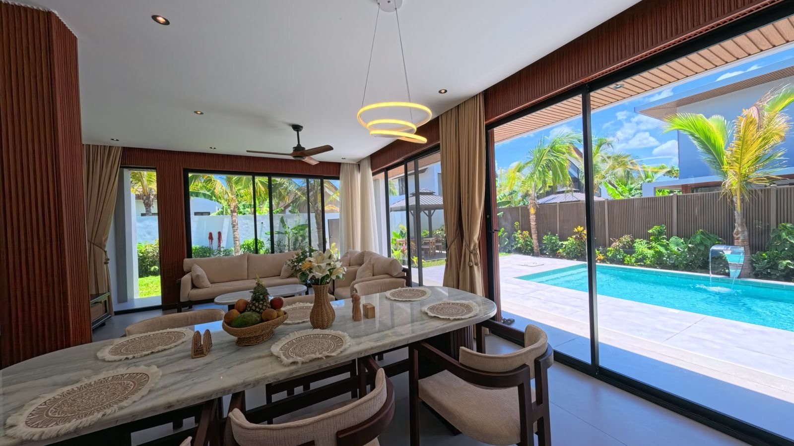 Flora Grand Villa photo 6
