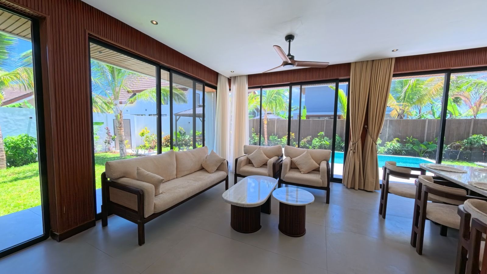 Flora Grand Villa photo 8